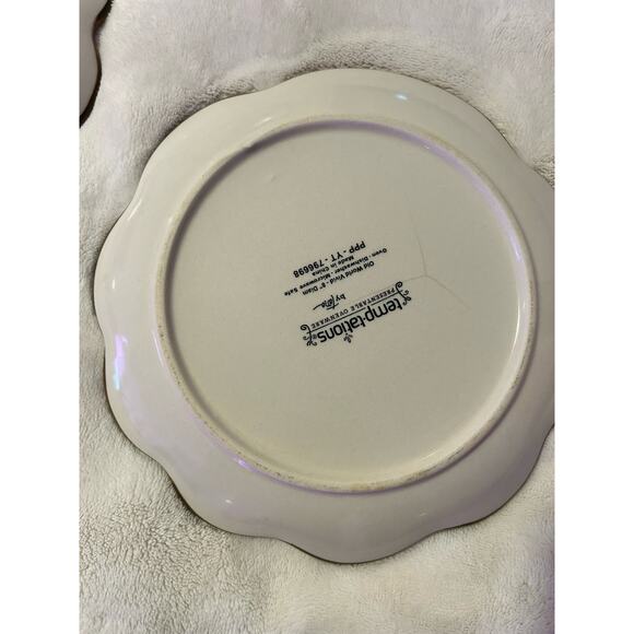 Temptations by Tara Old World Vivid. 4 plates 8in diameter. - Picture 7 of 7